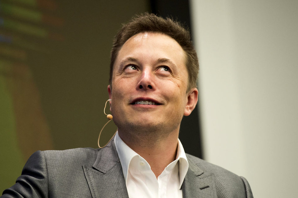 «Мы всегда в шутку называем Apple «кладбищем Tesla», - заявил Маск немецкой газете Handelsblatt во время визита в Берлин