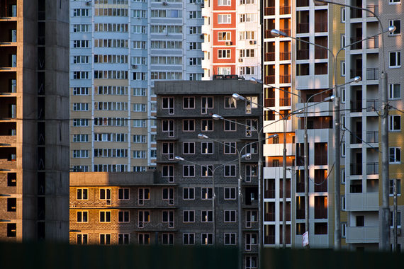 За девять месяцев 2015 г. в Москве сдано в эксплуатацию 2,404 млн кв. м жилья, рассказал «Ведомостям» руководитель департамента градостроительной политики Москвы Сергей Левкин
