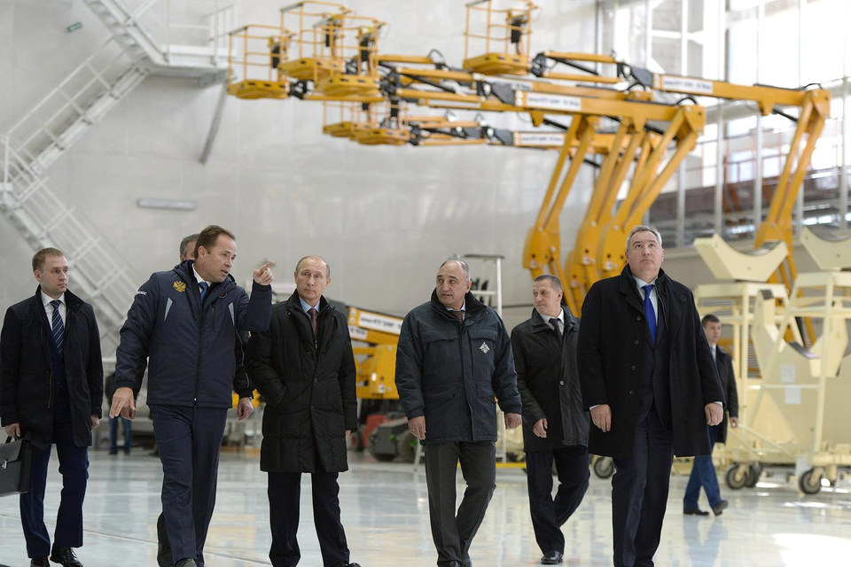 Путин перенес первый пуск корабля с космодрома Восточный на 2016 г.
