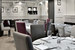 В ресторане-кондитерской Romeo’s bar & kitchen современная кухня (паста, бургеры, пицца и салаты «Нисуаз» и «Цезарь») и большая десертная карта