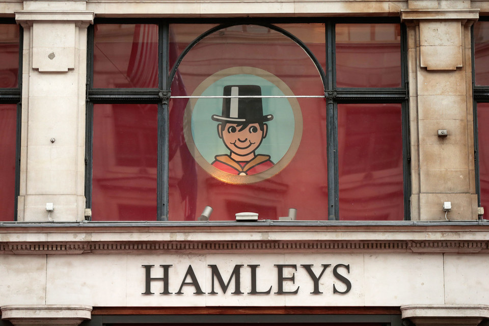 Старейший магазин игрушек Hamleys основан в Лондоне в 1760 г.