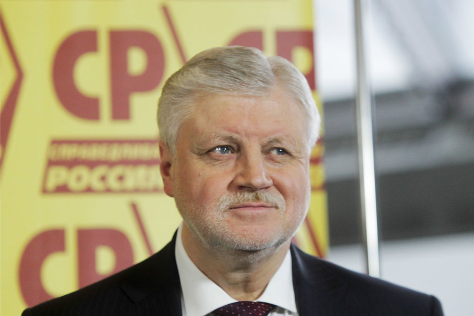 Списки в законодательные собрания Миронов возглавлял и в прошлом году; когда в списках есть федеральное лицо, местная власть не так наглеет, продолжает эсер