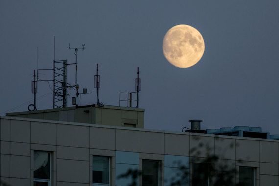 До совместного использования частот операторам теперь не как до Луны