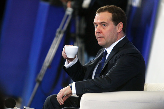 Премьер Дмитрий Медведев нашел виноватых в невыполнении антикризисного плана
