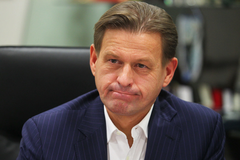 Гендиректор НСПК Владимир Комлев обещал защитить систему от сбоев и международных конкурентов