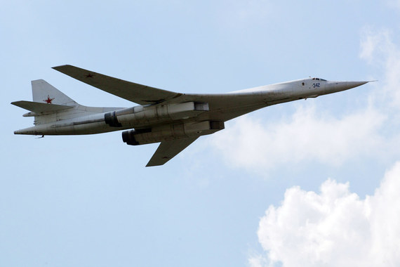 Самолет дальней авиации Ту-160