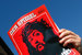 Из иностранных изданий абсолютным лидером стал немецкий еженедельник Spiegel. В общей сложности управделами подпишется на четыре журнала и одну электронную версию. Сам Владимир Путин иностранные СМИ читать не планирует - на его личный адрес в Кремле или подмосковной резиденции не выписано ни одного печатного экземпляра. Spiegel, например, приходит в службу протокола и пресс-службу