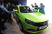 Внутри дилерского центра были выставлены две Lada Vesta, вызывавших живой интерес у посетителей - в главном помещении фирменного цвета "лайм" (на фото), на другом этаже - "полутон"