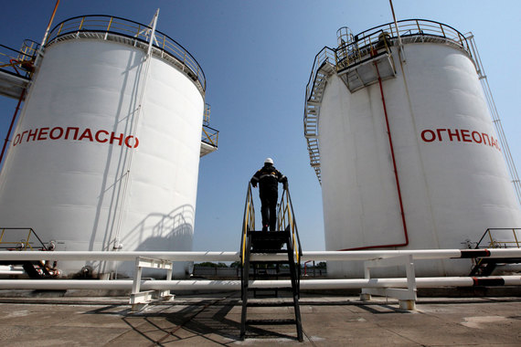 На балансе в России около 29 млрд т извлекаемых запасов нефти по категориям АBC1 + C2, из них в разработку введено около 55%