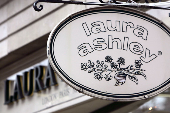 В России сеть Laura Ashley, как и на других зарубежных рынках, развивалась по франшизе. У компании около 208 собственных магазинов в Великобритании
