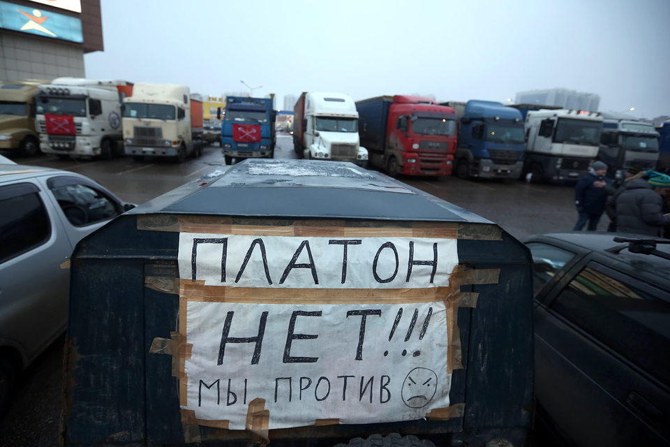 Дальнобойщики напомнили, что согласно опросам их поддерживает большинство россиян