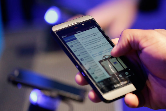 Квартальные убытки BlackBerry составили $15 млн, или 3 цента на акцию