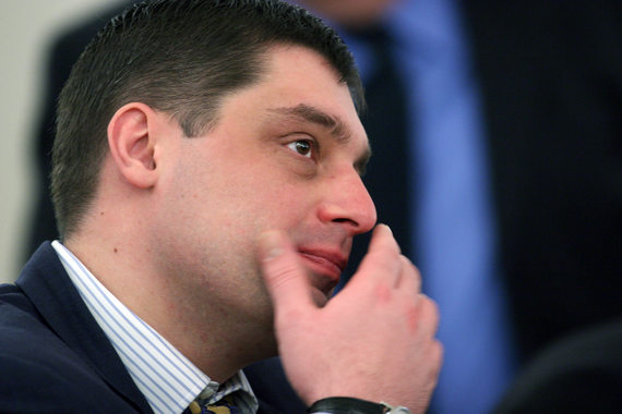 Микаил Шишханов продал почти 25% акций подконтрольной ему лизинговой компании «Европлан» пенсионным фондам группы «Бин», а также НПФ «Русский стандарт»