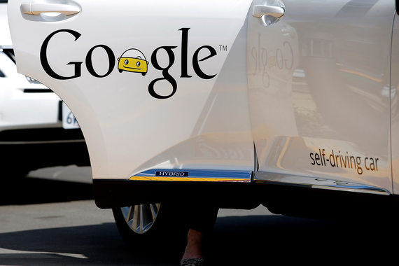 Программу, управляющую самоходным автомобилем Google, приравняли к водителю