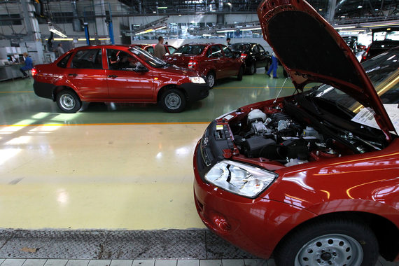 Аудитор «АвтоВАЗа» EY усомнился, что завод, убыток которого в прошлом году утроился, способен вести непрерывную деятельность