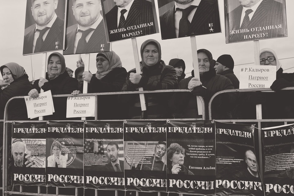 Все, что на федеральном уровне только начинают делать с внесистемной оппозицией, глава Чечни уже давно освоил