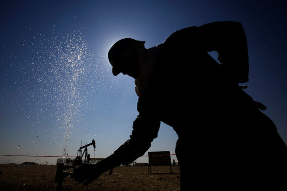 Страны ОПЕК не смогли договориться не увеличивать добычу нефти в будущем