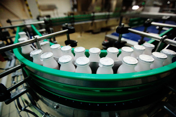 Миноритарии российской Danone воспользовались правом на продажу французскому партнеру 40% акций