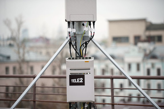 В Москве Tele2 часто использует конструкции на крыше