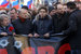 В центре Антон Немцов, сын Бориса Немцова