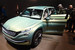 Skoda показывает концепт VisionS, проект будущего большого семиместного внедорожника, который расширит модельный ряд и сможет конкурировать с Hyundai Santa Fe и Kia Sorento. Концепт демонстрируется с гибридной силовой установкой (plug-in hybrid) 225 л. с., которая позволяет проехать до 50 км на электротяге