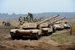 США собираются в 2017 г. усилить военное присутствие в Европе. Для этого на континент будет переброшена дополнительная техника, в том числе танки M1 Abrams, сообщает Bloomberg со ссылкой на документы и источники в армии США