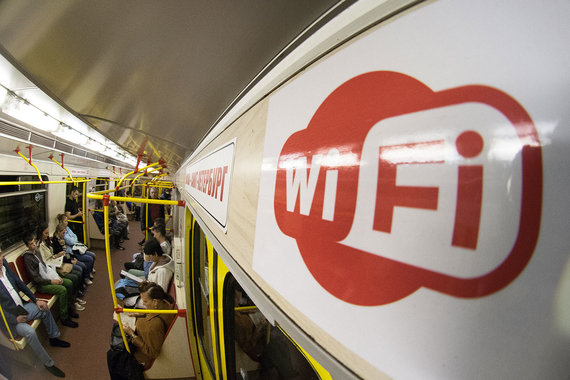 WiFi-оператор московского метро «Максимателеком» ведет переговоры с Tele2 и МТС о создании совместного тарифа с доступом в его сеть без рекламы и авторизации