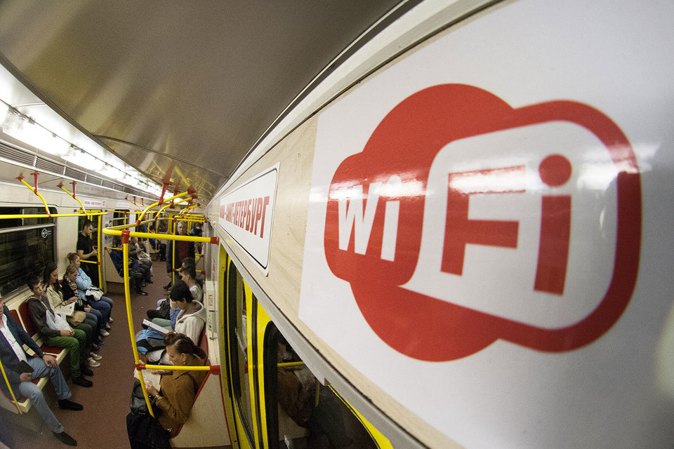 WiFi-оператор московского метро «Максимателеком» ведет переговоры с Tele2 и МТС о создании совместного тарифа с доступом в его сеть без рекламы и авторизации