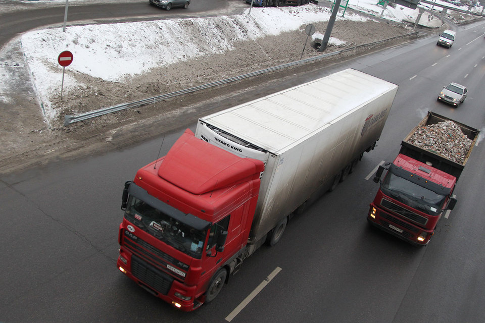 МВД предлагает не регистрировать автобусы и грузовики на физических лиц, оставив на рынке коммерческих перевозок только компании