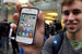Пользователи получили возможность купить iPhone 4S с 64 Гб флеш-памяти (до этого максимум – 32 Гб) и использовать смартфон в качестве WiFi-роутера. Камера стала 8.0-мегапиксельной. Также 4S получил голосового помощника Siri. После презентации 4 октября акции компании прибавили в цене на 1,6%. Продажи 4S начались уже через 10 дней после презентации. В первый выходной любители новинок от Apple приобрели 4 млн смартфонов. Их цена варьировалась в пределах $199–399 (с контрактом) и $649–849 (без контракта)