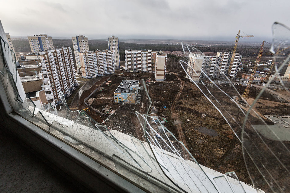 По предварительной оценке, на завершение 155 недостроенных объектов (из них 147 – жилые дома) группе «СУ-155» требуется 39 млрд руб.