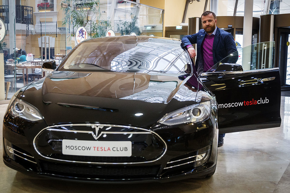 История о заводе Tesla во Фримонте и создании авто на электрической тяге изменила жизнь Алексея Еремчука