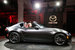 Родстер Mazda MX-5 (Miata) в варианте с жестким складным верхом