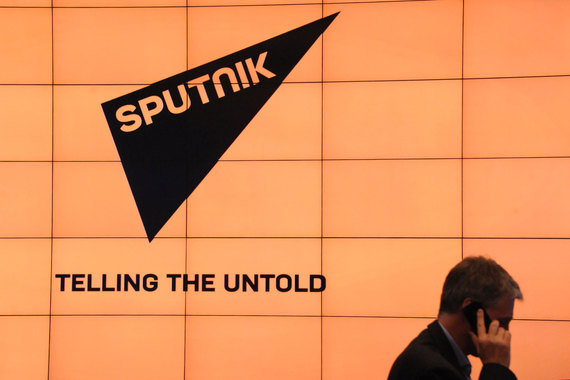 Новостное агентство и радио Sputnik были учреждены «Россией сегодня» в мае 2014 г.