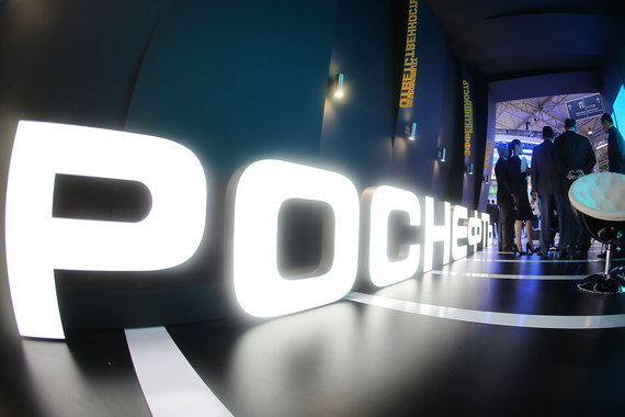 Чистая прибыль «Роснефти» упала на треть в долларовом выражении