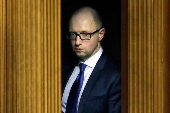 Украинский премьер Арсений Яценюк подал в отставку