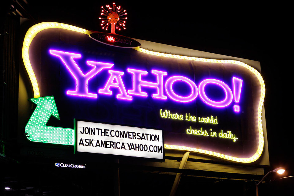Шансы Verizon Communications на покупку интернет-бизнеса Yahoo существенно выросли после того, как несколько серьезных претендентов отказались от борьбы