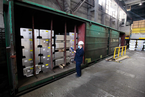 UC Rusal планирует купить крытые вагоны