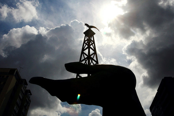Рубль следует за котировками нефти