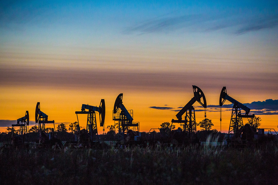 Экспорт нефти из России стал рекордным за последние 15 месяцев