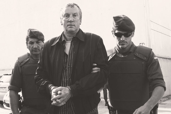 Геннадий Петров был арестован в Испании в 2008 г., затем выпущен под подписку о невыезде, а позже отбыл в Россию, где, судя по всему, продолжает свой бизнес