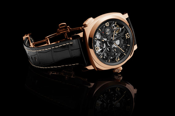 Дизайн часов Radiomir 1940 Minute Repeater Carillon Tourbillon GMT выдержан в стиле исторической модели Radiomir 1940
