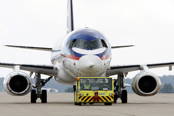 SSJ100 стоит на причале больше, чем иностранные конкуренты