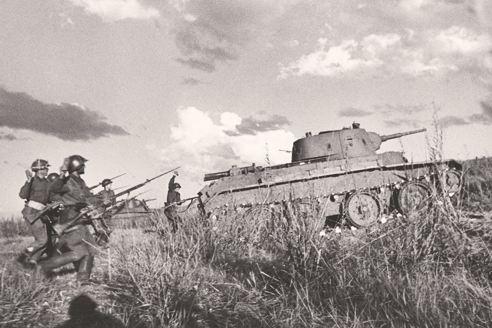 Советские танки БТ-7