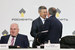 Члены совета директоров «Роснефти» управляющий директор Nord Stream AG Маттиас Варниг (слева), предправления Газпромбанка Андрей Акимов (в центре) и президент компании Игорь Сечин