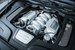 8-цилиндровые двигатели модели классического для Bentley объема 6 3/4 литра модернизированы, чтобы повысить их эффективность и снизить расход топлива