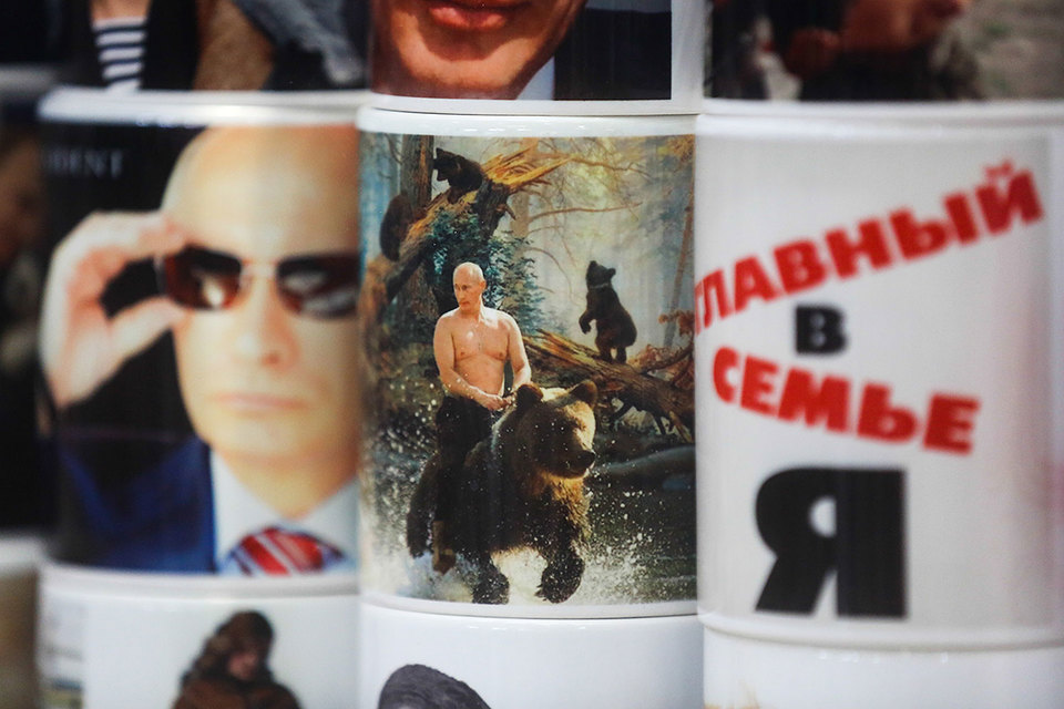 Путин пообещал защитить Россию без «милитаристского угара»