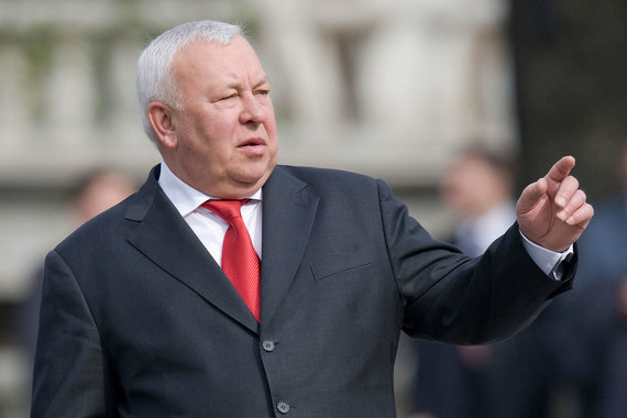 В списке кандидатов в совет Муров займет место первого зампреда ВЭБа Михаила Полубояринова