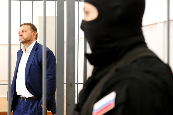 Никита Белых был задержан с поличным по подозрению в получении взятки 24 июня