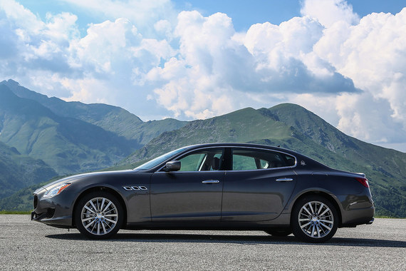 Истинное предназначение Maserati Quattroporte – быстрое перемещение по хорошей дороге